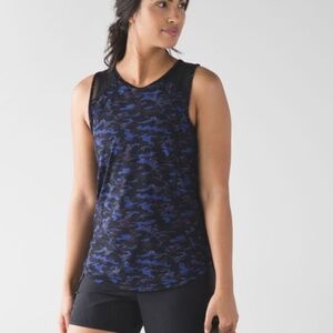 Lululemon Sculpt Tank Sz 8 Mini Hounds Camo Emperor Blue Black/Black